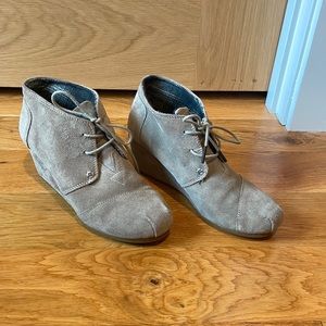 TOMS lace up wedges